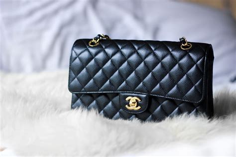 chanel black medium classic flap